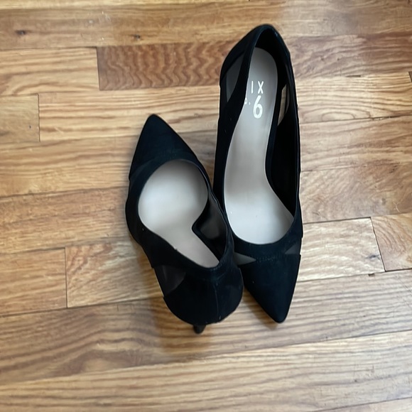 Women black suede shoes - Picture 3 of 3